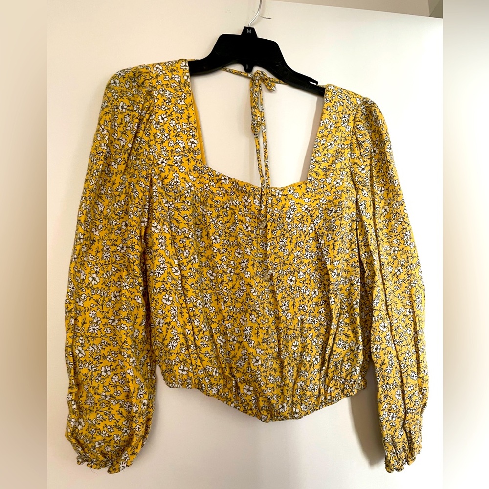 Cute square neck blouse, size small